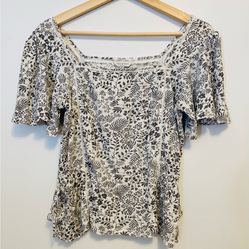 Boho Top with Charcoal & White Herbal Flower Pattern